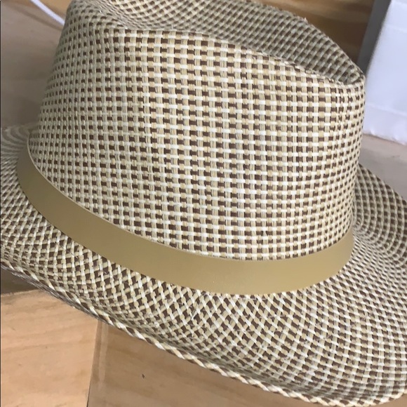 Hat - Picture 3 of 4